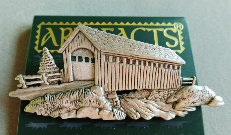 JJ Jonette Old Country Covered Bridge Brooch Pin