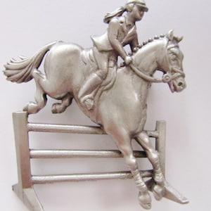 JJ Jonette Equestrian Rider Jumping Fence Brooch Pin