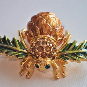 Joan Rivers Classic Collection Pinecone Bee Pin