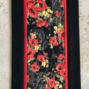 MINIATURE TABLE TOPPER, Mini Table Decor, Mini Table Runner, Quilted Mini Table Runner,Handmade Table Decor, Table Decor, Table Decor Gift,