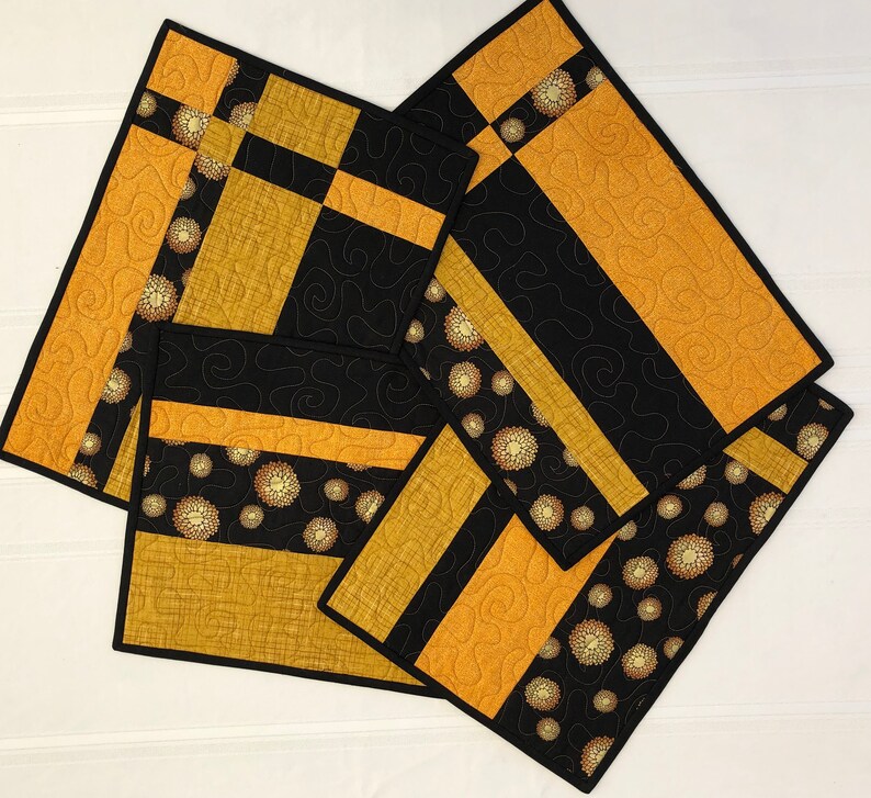 QUILTED PLACEMAT SET of 4 Gold and Black Placemats Modern Etsy