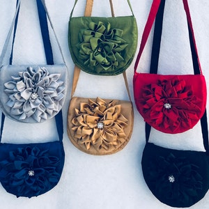 SALE:  Elegant Evening Bag, Specialty Fabrics, Black, Gold, Silver, Red, Green, or Blue, cross body bag, elegant accessory