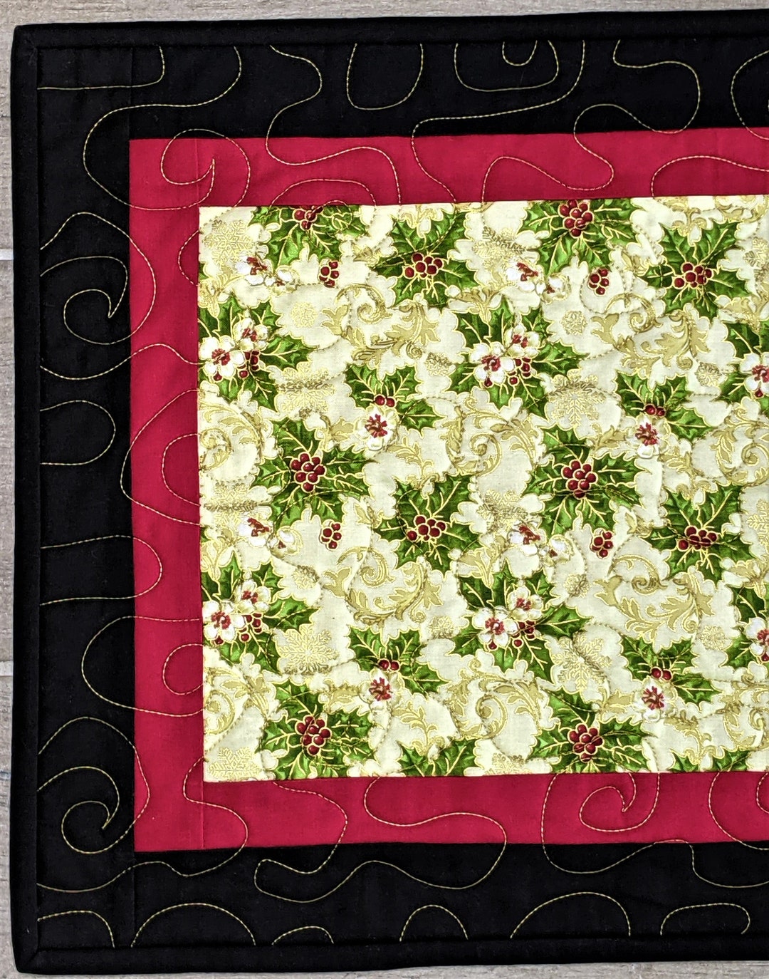QUILTED HOLIDAY PLACEMATS Set of 4 Handmade Placemats Holly Etsy