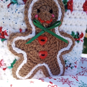 Gingerbread man tissue box cover