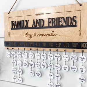 Gifts for Grandma Mom Daughter Family and Friends Days to Remember Birthday Mothers Day Gift Wall Hanging Calendars Sentimental Gift Sign