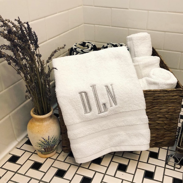 Set of 2 - Personalized Monogrammed Luxury Hand Towels | Free Shipping | Embroidered Monogram