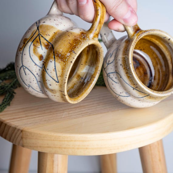 Sculpted Leafy Bubble Mugs: Hand Carved Floral Ceramic Set