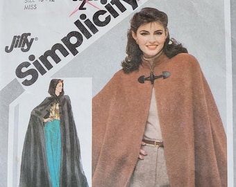 Jiffy Cape Sewing Pattern: Simplicity 5199 - Size Small, 10-12