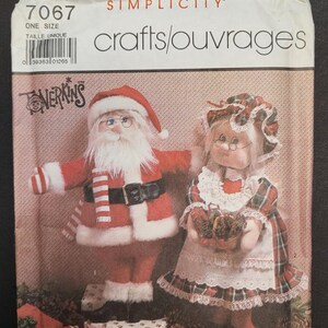 Herr och fru Santa Simplicity pysselmönster 7067 för mjuka dockor