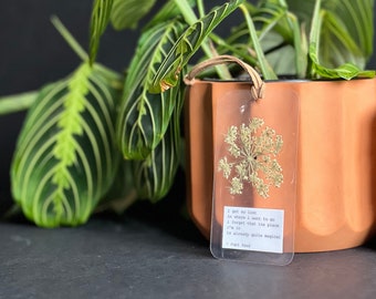 Pressed Queen Anne's Lace Bookmark: Handmade Botanical Gift