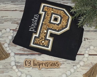 Sweat-shirt lettre sequins personnalisé, col rond avec écusson universitaire, chemise initiale personnalisée, pull lettre lettre scintillante, chemise Game Day, maman sportive