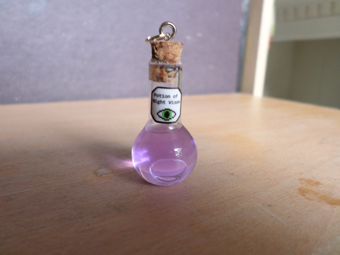 Poción de visión nocturna encanto hechos por fans de Etsy