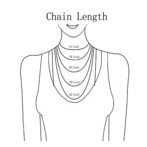 Pu&ograve; includere: Un disegno a linea di una persona che indossa una collana con cinque diverse lunghezze segnate in pollici: 14 pollici, 16 pollici, 18 pollici, 20 pollici e 22 pollici. Il testo "Chain Length" &egrave; in cima all'immagine.