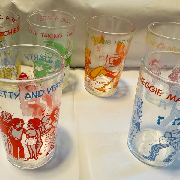 Archie Comics Vintage Welch's Jelly Glass 1971 Embossed Bottom Various