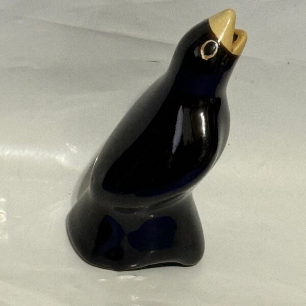 Black Crow Magpie Glazed Pottery Pie Bird Vent Whistler - VINTAGE