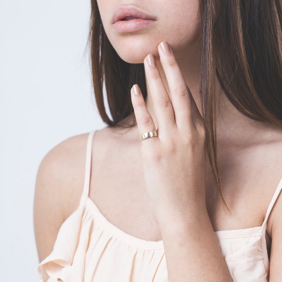 Women's little shop finger ring