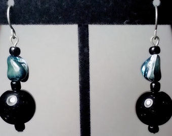 Black Shell Nugget and Black Round Beaded Dangle Earrings, Handmade Fun Elegant Chunky Bauble Beaded Fashion Jewelry, Black Blue Earrings