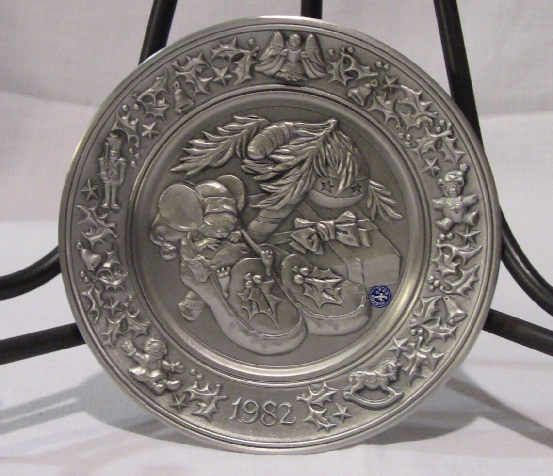 1982 Hudson Pewter Christmas Plate. Limited Edition. Etsy