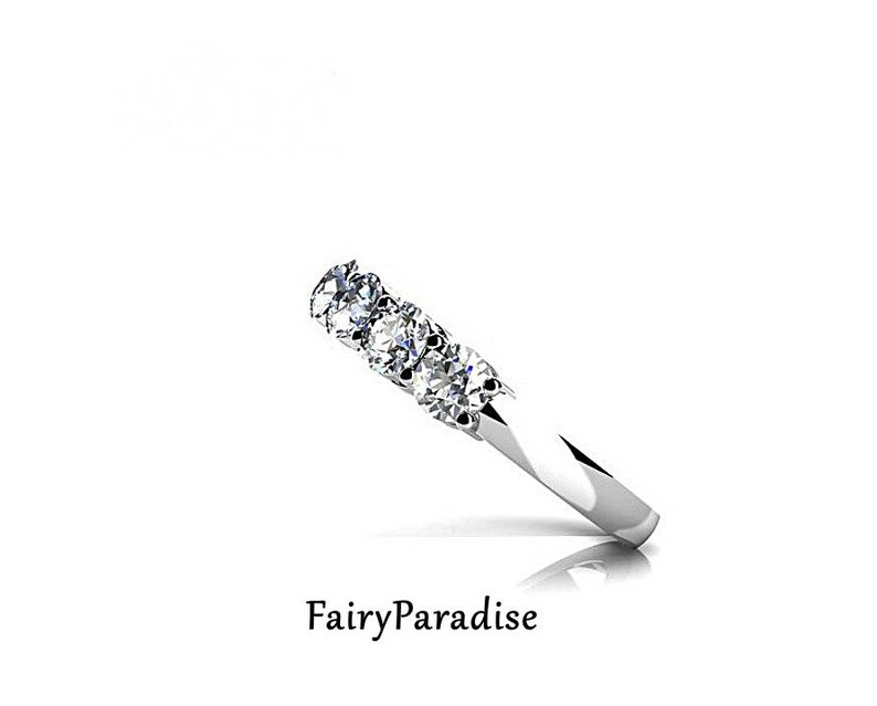 Multistone Wedding Band/ Floating Bubble Band/ Promise Ring/ Etsy Sweden