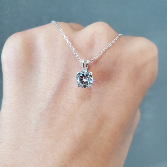 Two outlet carat pendant