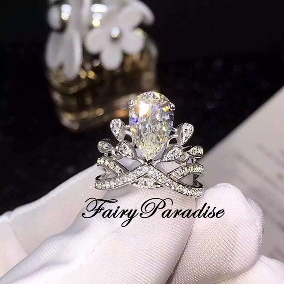 Fairy Tale Tiara Wishbone Ring | PANDORA