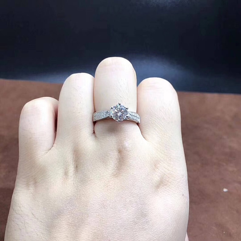 925 sterling silver pave band Free ring box man made diamond 1 Carat Round Solitaire Engagement Ring Promise Ring Wedding Ring