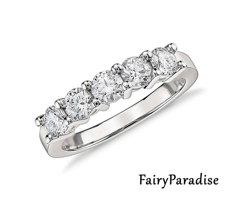 Multistone Wedding Band/ Floating Bubble Band/ Promise Ring/ Etsy Sweden