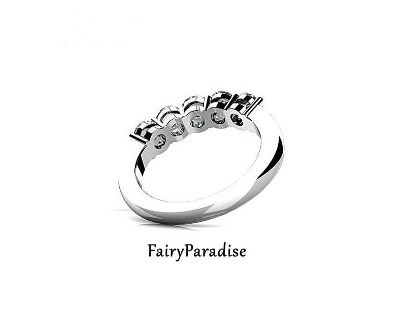 Multistone Wedding Band/ Floating Bubble Band/ Promise Ring/ Etsy Sweden