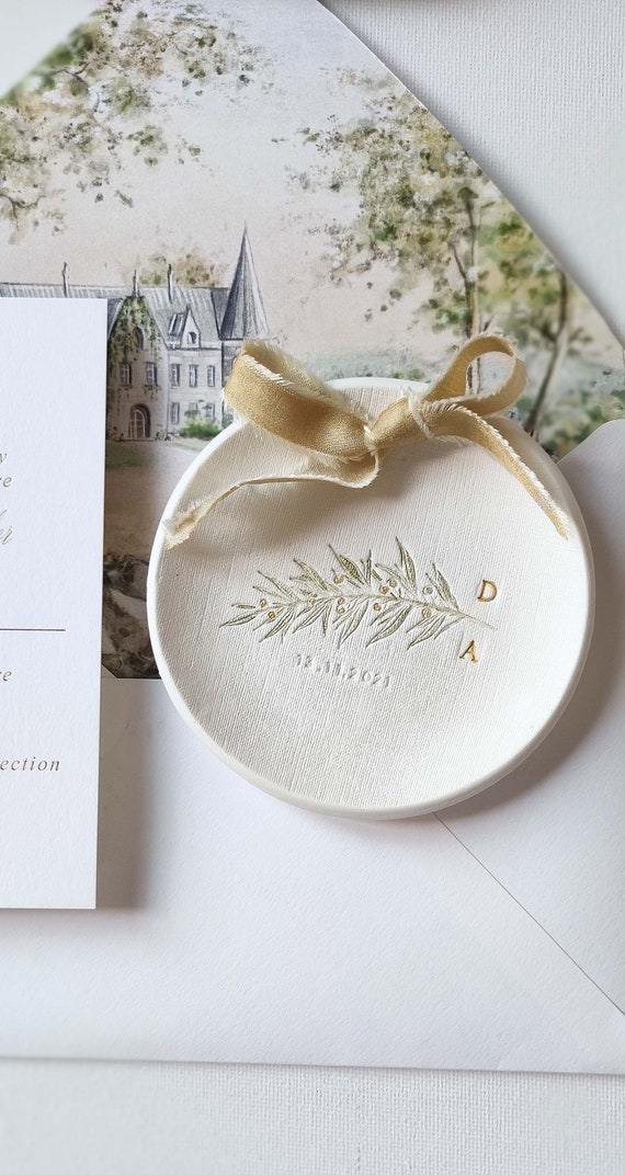 Personalized engagement ring holder best sale