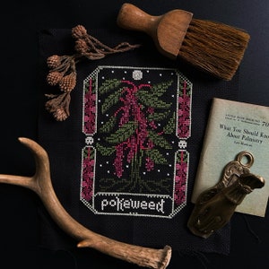 Patrón de punto de cruz digital Pokeweed / Descarga digital / plantas venenosas / luna / temporada espeluznante / bruja / pagana / decoración de Halloween / calavera