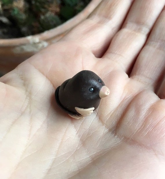 mole figurine