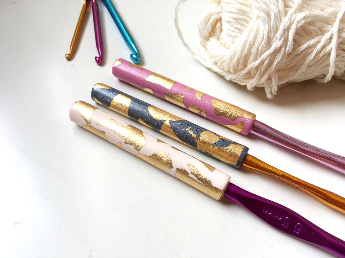 CHOOSE SIZE 3 Polymer clay crochet hooks with gold flakes Etsy