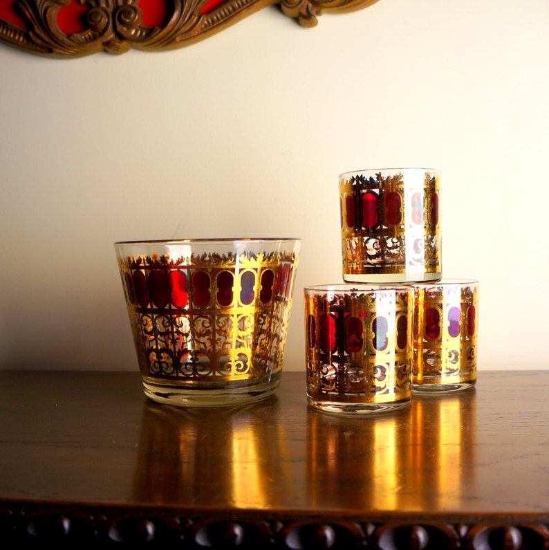 Cranberry Scroll Culver Glass Vintage Cocktail Set 22k Gold & Red Mid Century Barware Four Piece 3 Lowball Glasses / Tumblers Ice Bucket image 5