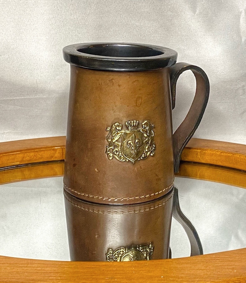 Leather Tankard Mug 1970s Heraldic Shield Crest Renaissance Lion Rampant Fleur de Lis Great Britain France Towncraft England image 1