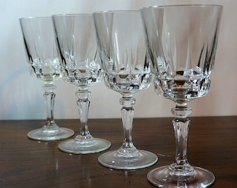 French Wine Glasses • Vintage 1970s Stemware • 4 Small White Wine Goblets • Emerald & Vertical Cut • Hex Stem •  Cristal D'Arques France