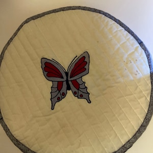 housse de volant broderie papillon de 18 » de large