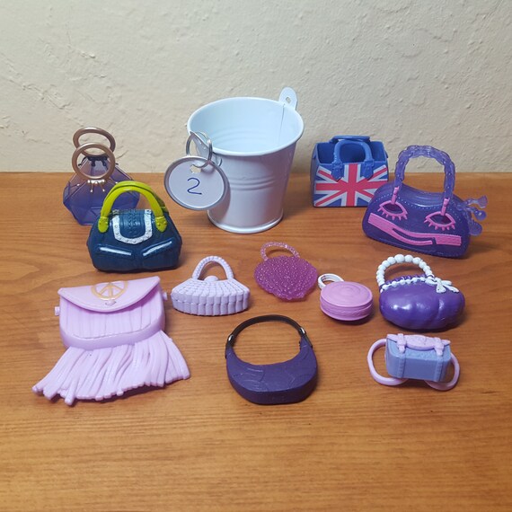 polly pocket monster