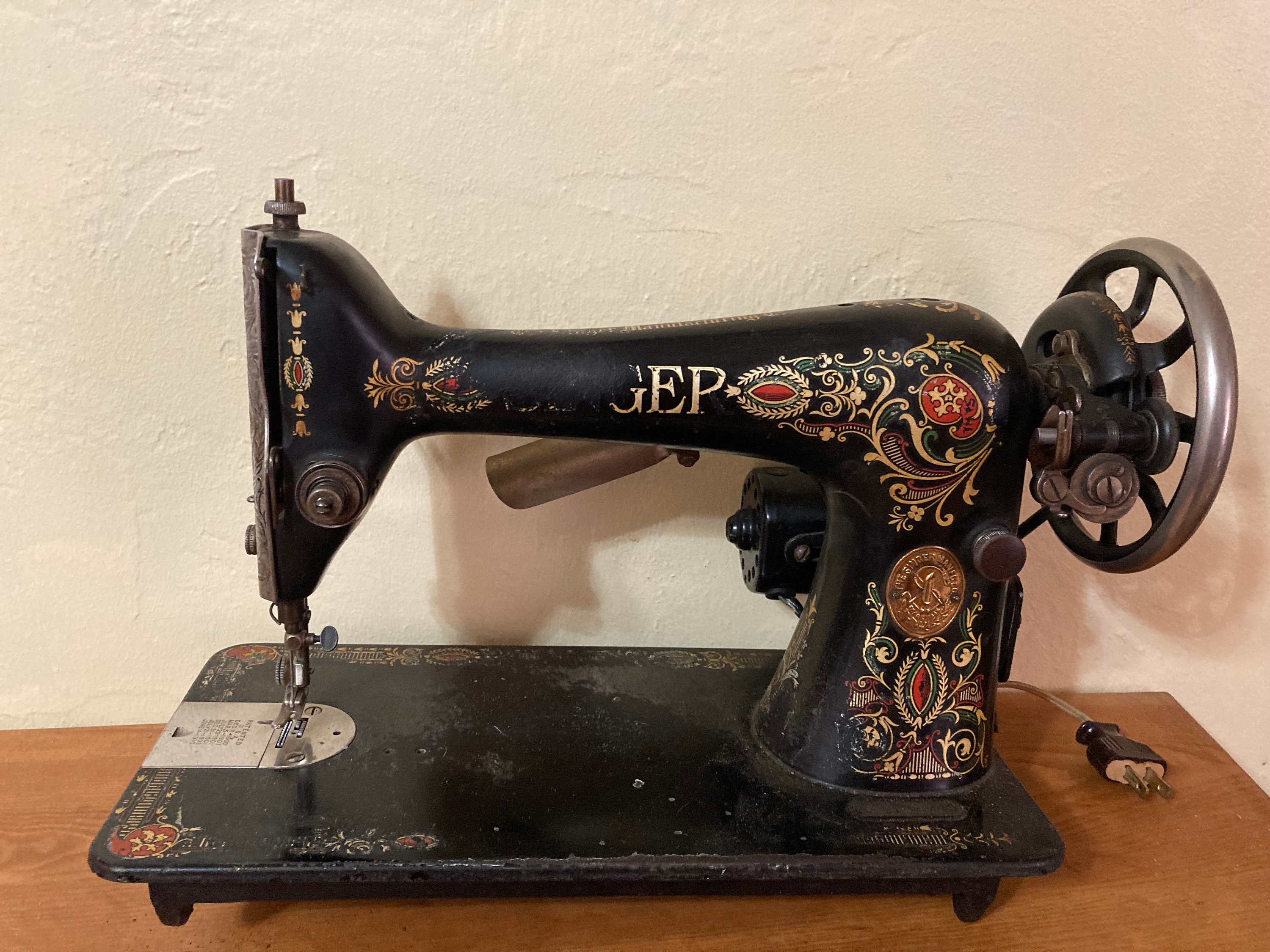 1910 Antique Singer Manufacturing Company Treadle Sewing 1910 Antique Singer Manufacturing Company Treadle Sewing