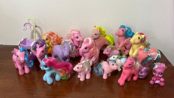 Collectible LOT OF 16 Small My Little Pony Little Ponies Figures