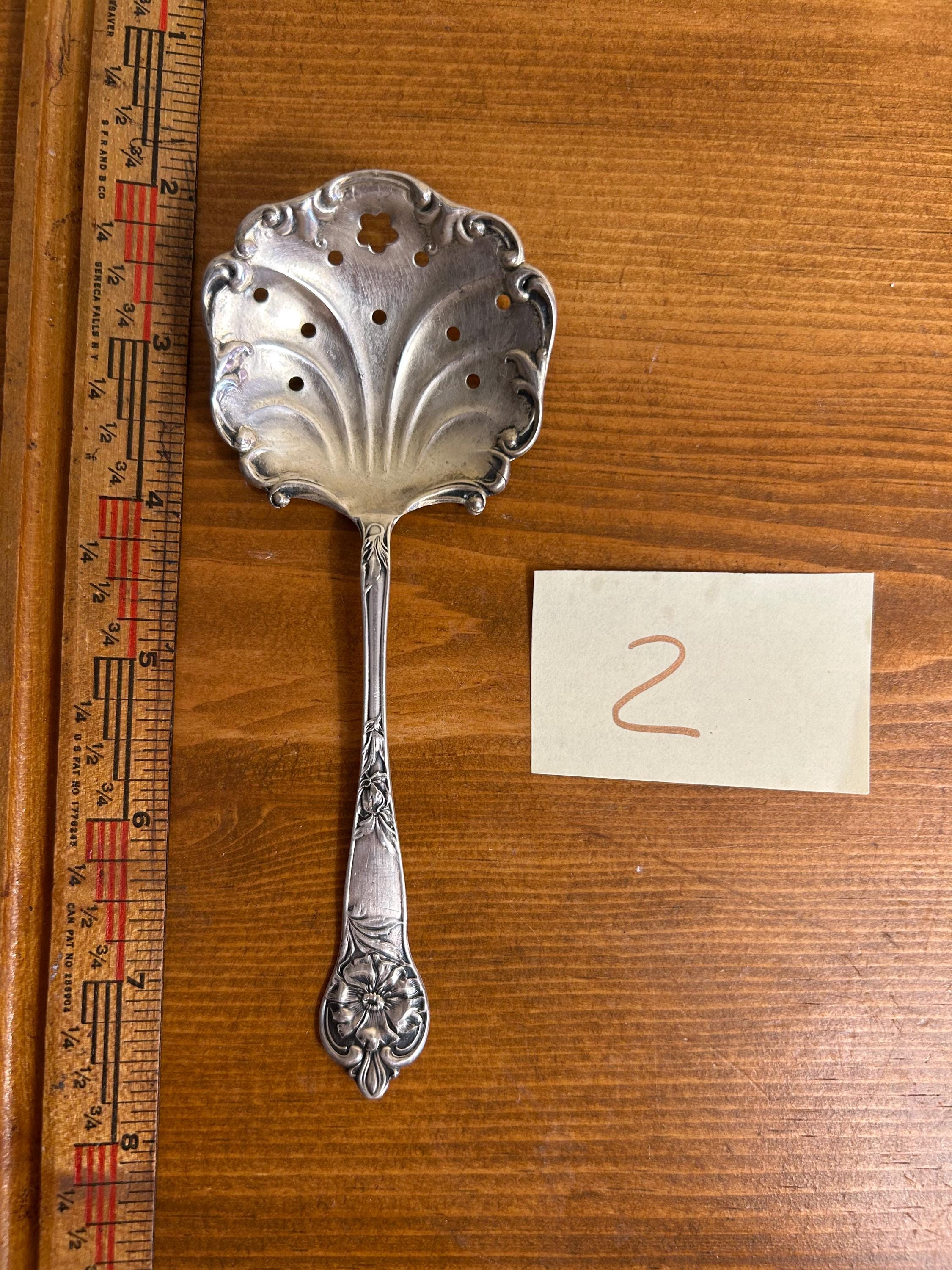 Antique Serving Spoons Made in the 1880s to the 1940s: Intricate ...