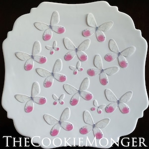 Soft Violet Edible Pre-Cut 3D Wafer Paper Butterflies--16 Multi-Sized  Edible Butterflies — The CookieMonger Edible Butterflies, Embossing Sheets,  and Edible Drink and Cupcake Toppers