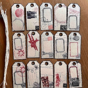 Etiquettes marque-place voyage vintage sur kraft