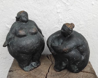 2 sculptures, fat woman, garden sculpture, garden decoration, garden figure, fat ladies, nude