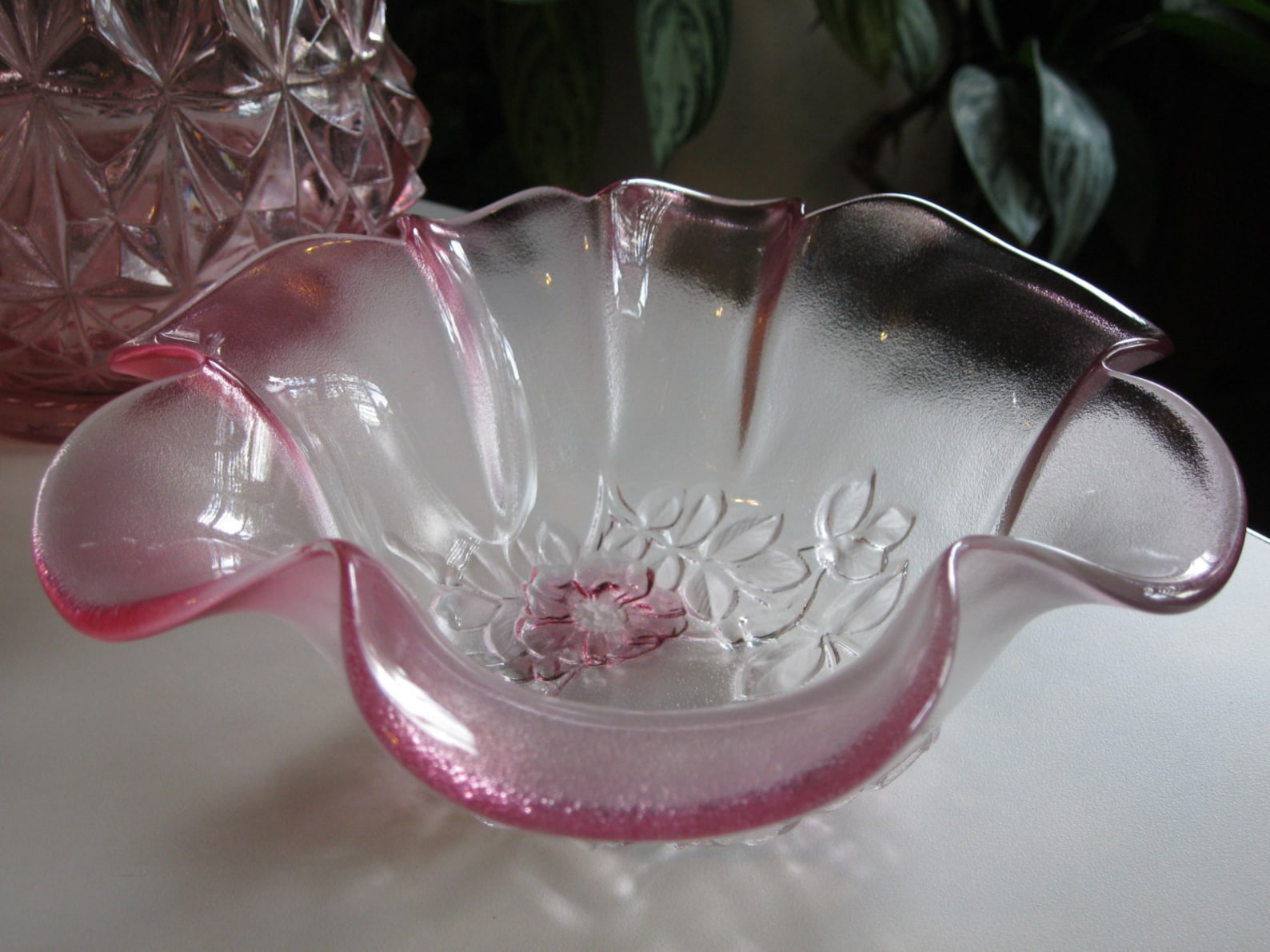 Pink Glass Bowl Ruffled Edges Vintage Pink Mikasa Bowl Etsy