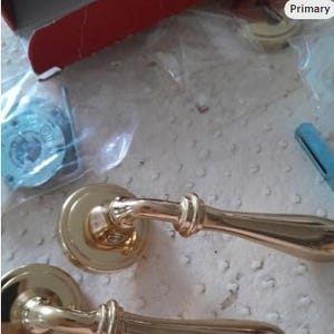 Schwerer, italienischer Doppeltürgriff aus Messing mit Zubehör, Originalverpackung, neu mit Etikett, französischer Türgriff, goldener Griff