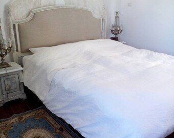 white linen duvet cover SUPER KING SIZE  cm 260*240 ,french brand,side clear plastic buttons,romantic house mint conditions new w tags