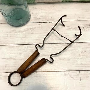 Antique Wood and Wire Jar Grabber Clasp Vintage 1930 for Canning Jars