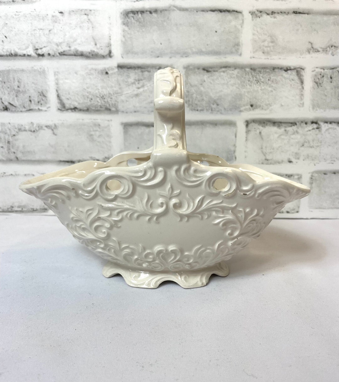 Vintage Napco White Ceramic Basket 9 Nice Easter Centerpiece or Planter
