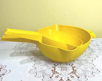 OKNot One But TWO Yellow Tupperware Colander Strainers Vintage 1980s 8" and 6"