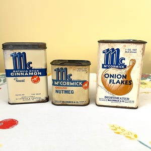 3 Vintage Metal Spice Tin Containers McCormick Lot Cinnamon Sticks Onion Flakes and Nutmeg